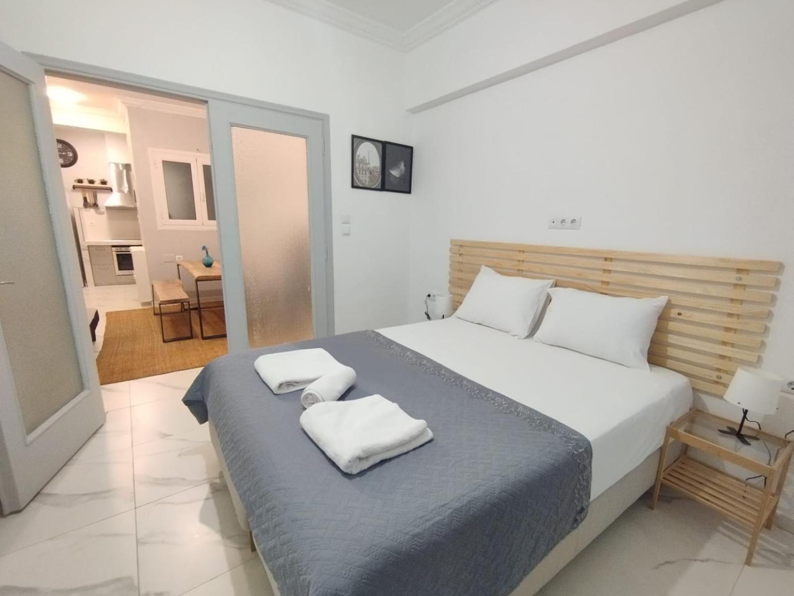אתונה The Omonoia Modern, 3Bd Apartment מראה חיצוני תמונה