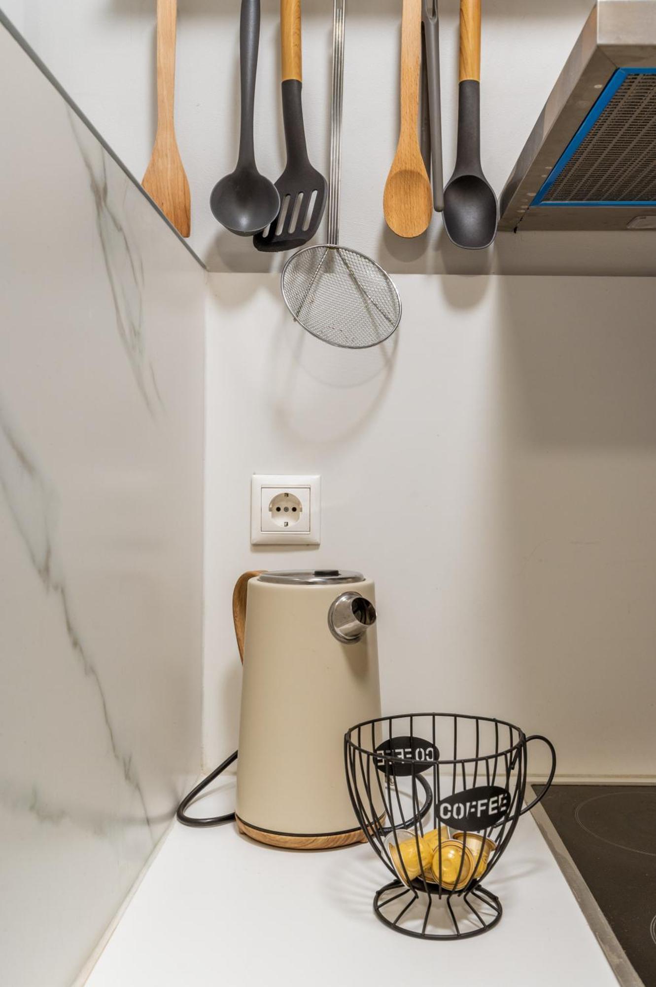 אתונה The Omonoia Modern, 3Bd Apartment מראה חיצוני תמונה