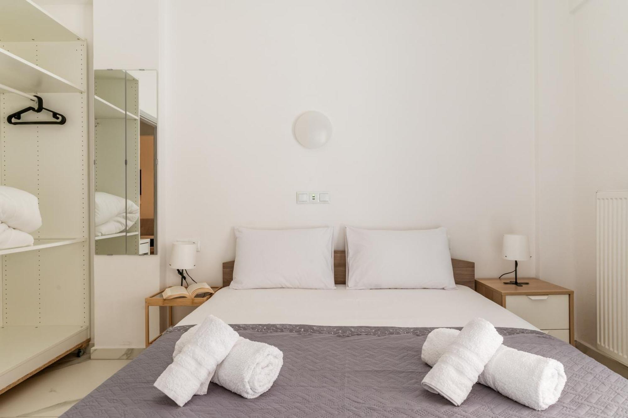 אתונה The Omonoia Modern, 3Bd Apartment מראה חיצוני תמונה