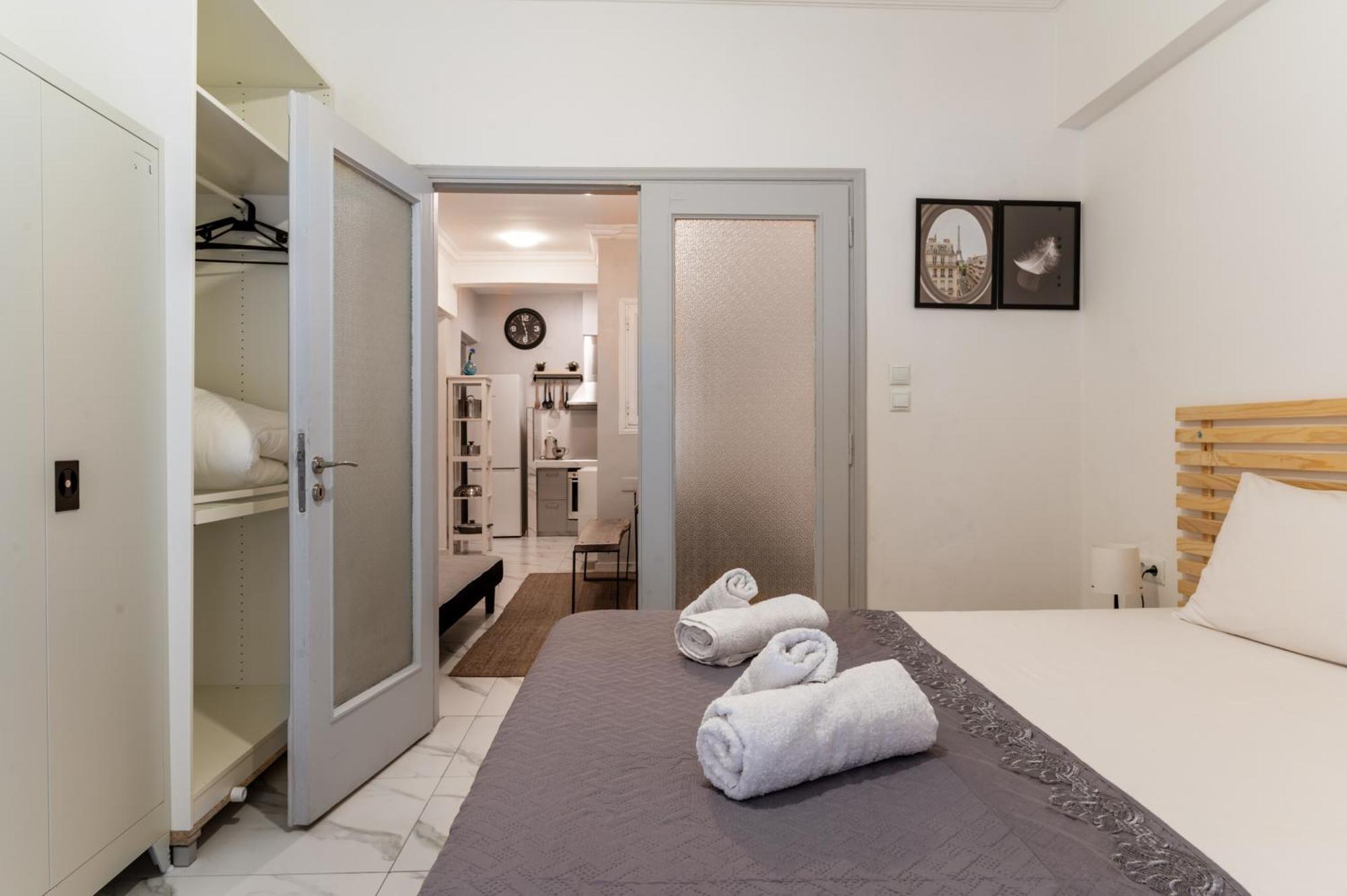 אתונה The Omonoia Modern, 3Bd Apartment מראה חיצוני תמונה